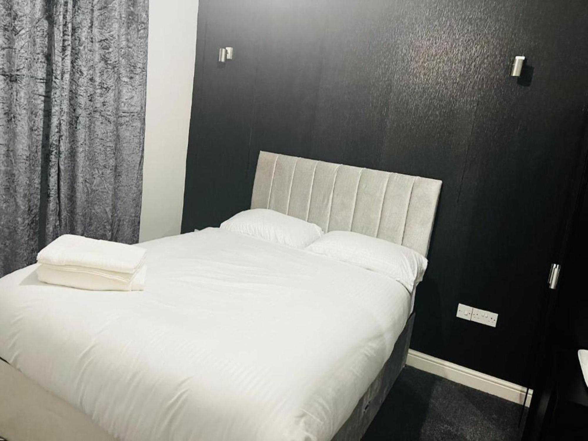 Oyo The Pleasant House Otel Manchester Dış mekan fotoğraf